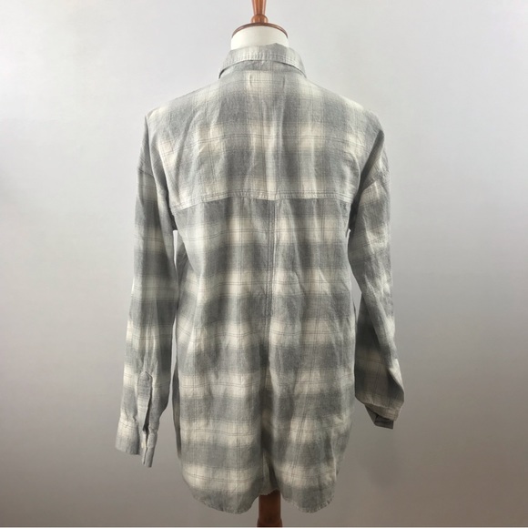 Old Navy Women's Gray & Ivory Flannel Button Down Oversized Boyfriend Shirt S/P - Picture 5 of 15